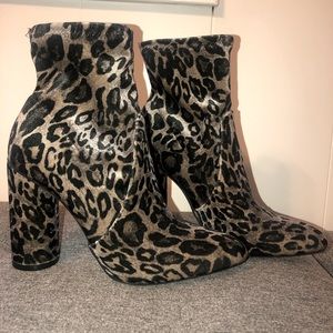 Cheetah Velvet boots